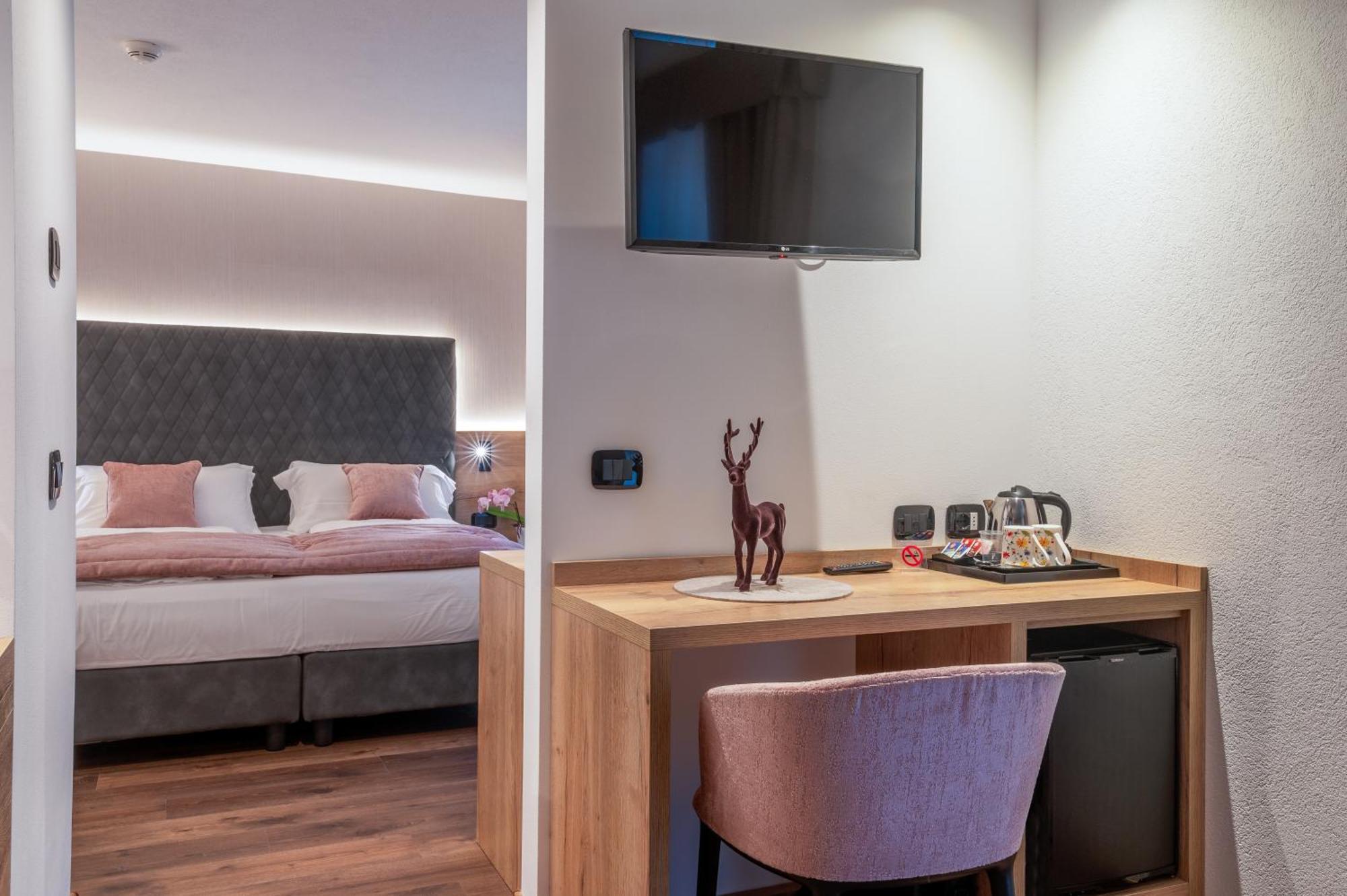 פוצה די פאסה Hotel Meida מראה חיצוני תמונה