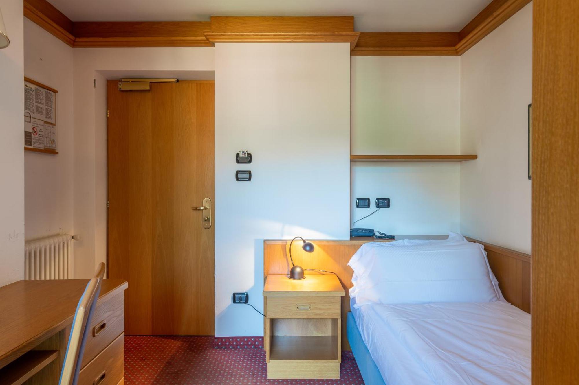 פוצה די פאסה Hotel Meida מראה חיצוני תמונה